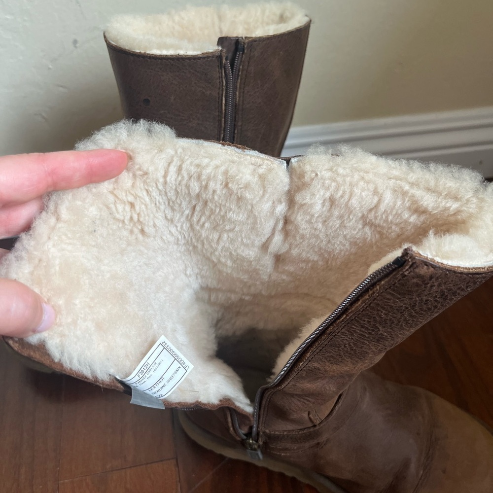 UGG KENSINGTON Zip Leather Sheepskin Winter Warm Boots sz 5 - Picture 4 of 5